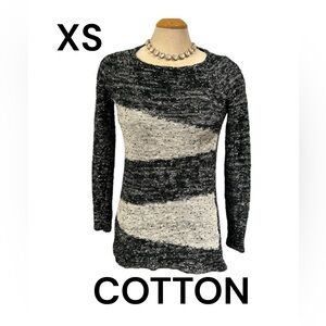 COPY - STYLE & CO Sweater Size XS Long Sleeves Sparkly Knit Gray Black White